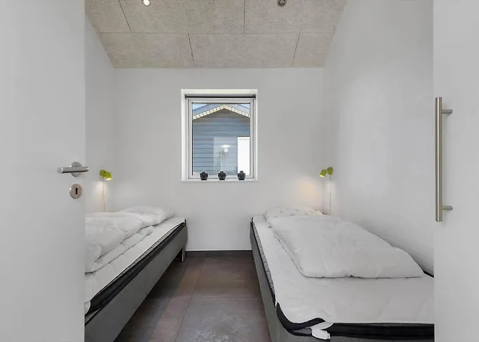 Bv345-blavand-gl-maelkevej-41 بيت للعطل Blåvand